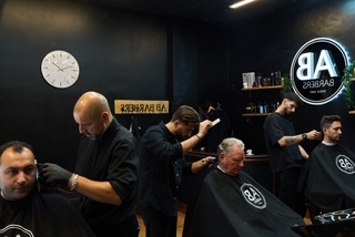 Committed Barber Wanted!